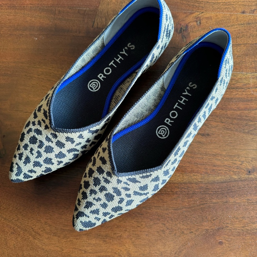 Rothy’s The Point Flat in Leopard Print